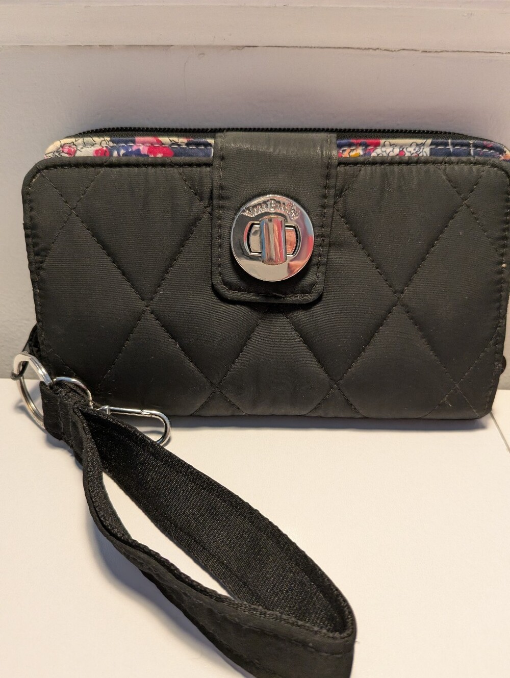Vera Bradley Black Microfiber All In One Turnlock Crossbody Bag Wristlet Wallet